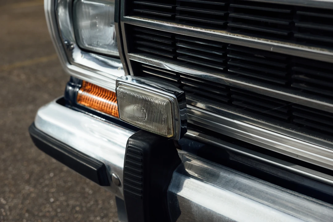 1984 Jeep SJ Grand Wagoneer - Image 12 of 31