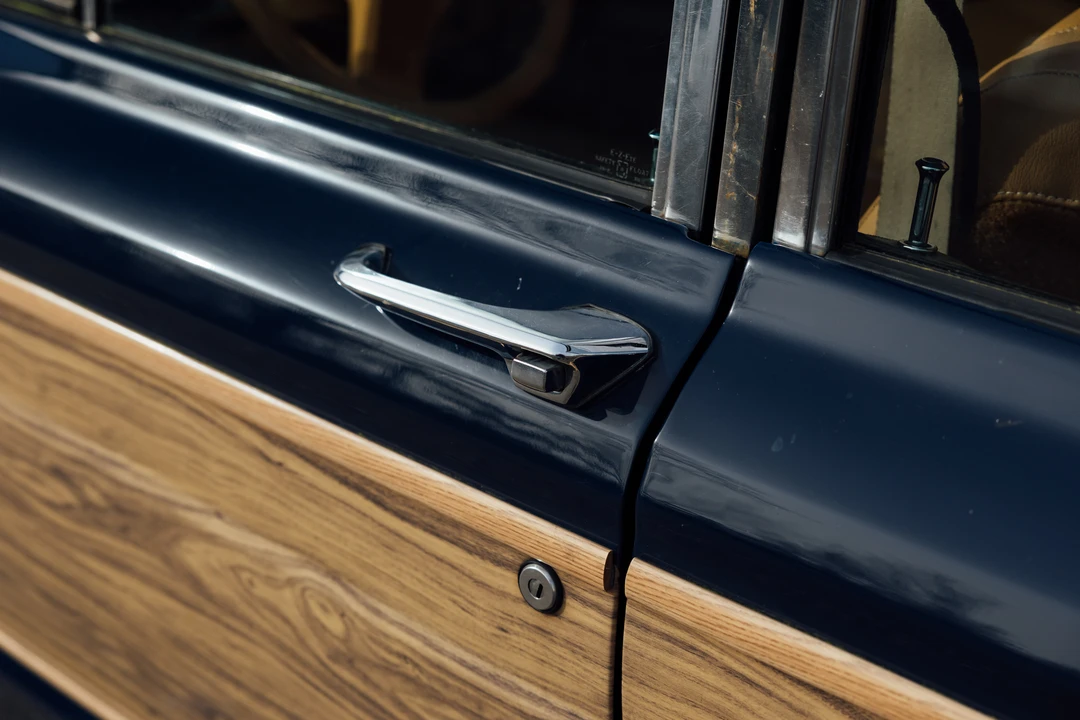 1984 Jeep SJ Grand Wagoneer - Image 16 of 31