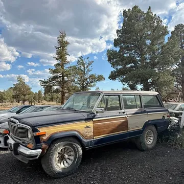 1984 Jeep Grand Wagoneer