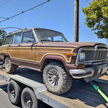 1984 Jeep Grand Wagoneer Sport Utility 4D
