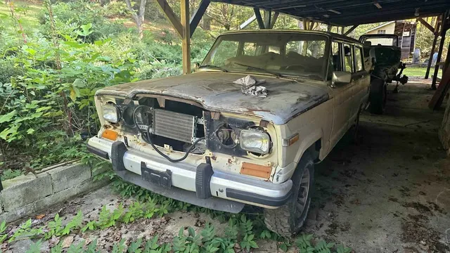 1984 Jeep Grand Wagoneer Sport Utility 4D