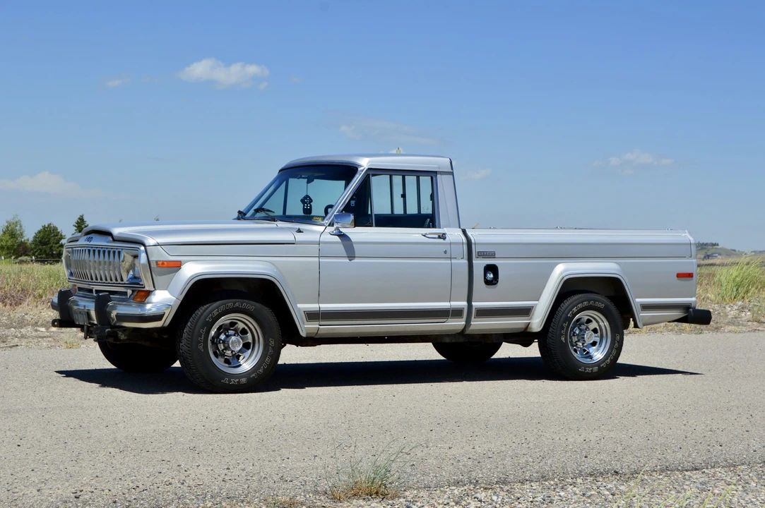 1984 Jeep SJ Gladiator - Image 14 of 31