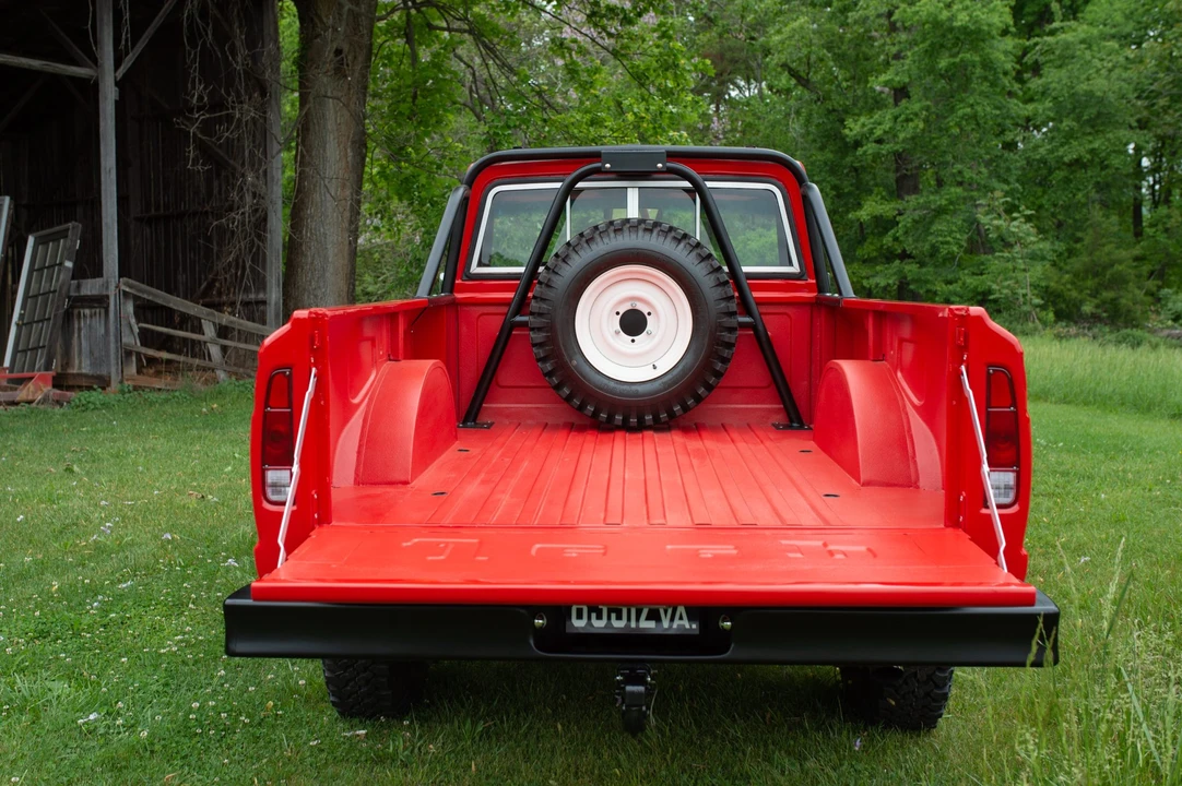 1984 Jeep SJ Gladiator - Image 17 of 31