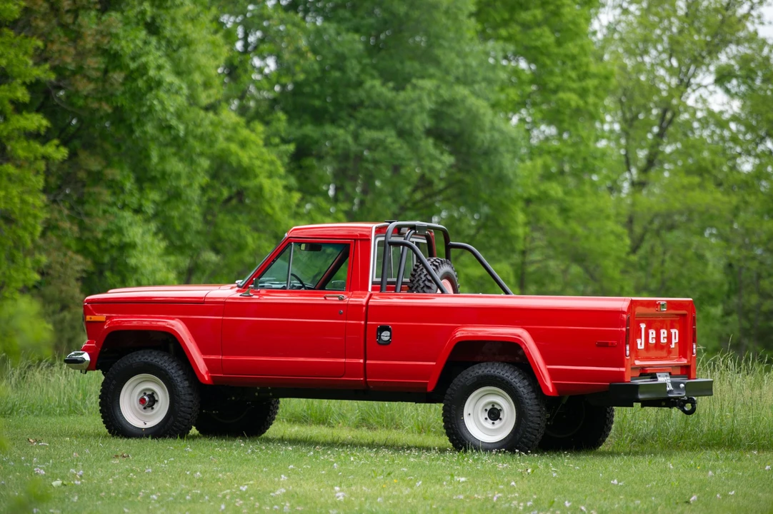 1984 Jeep SJ Gladiator - Image 10 of 31