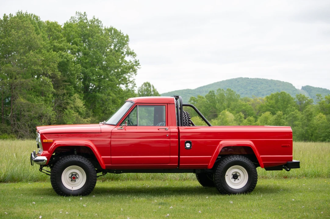 1984 Jeep SJ Gladiator - Image 9 of 31