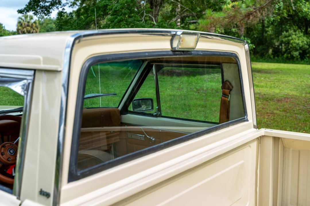1984 Jeep SJ Gladiator - Image 24 of 31