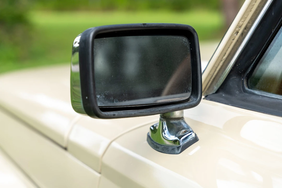 1984 Jeep SJ Gladiator - Image 29 of 31