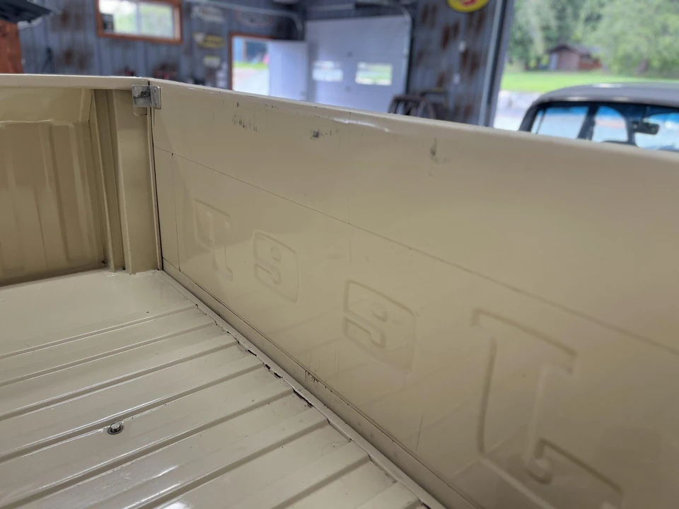 1984 Jeep SJ Gladiator - Image 25 of 31
