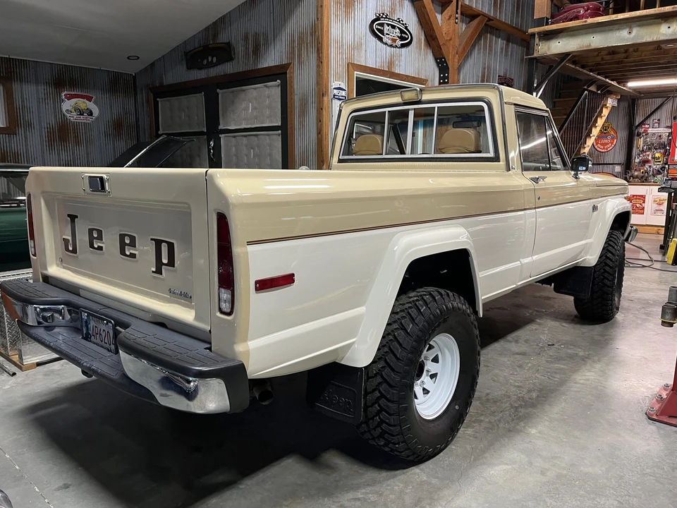 1984 Jeep SJ Gladiator - Image 17 of 31