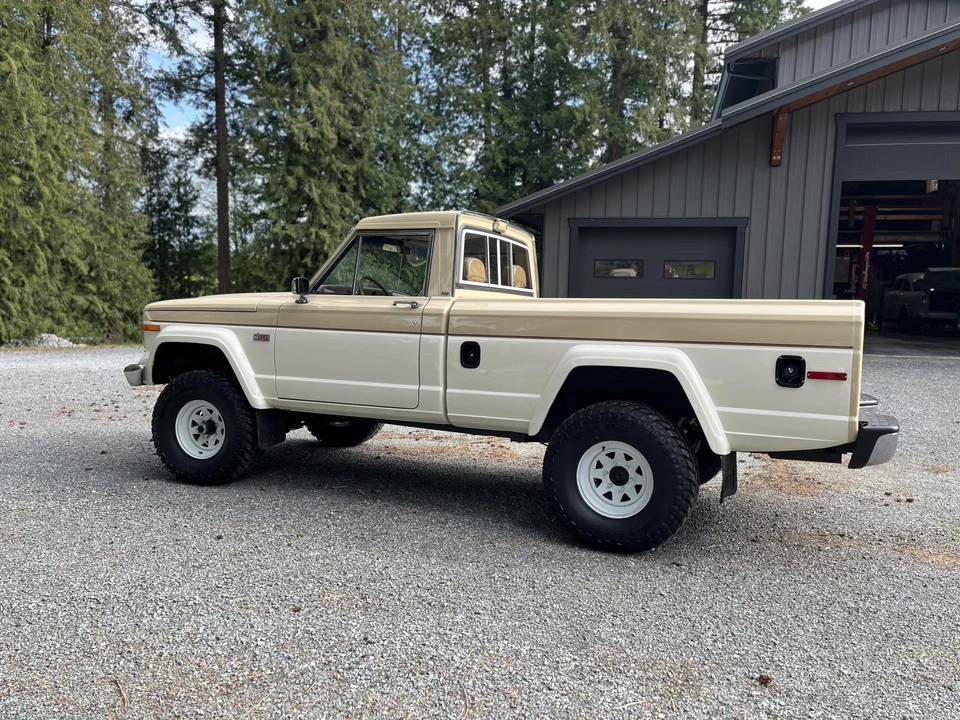 1984 Jeep SJ Gladiator - Image 11 of 31