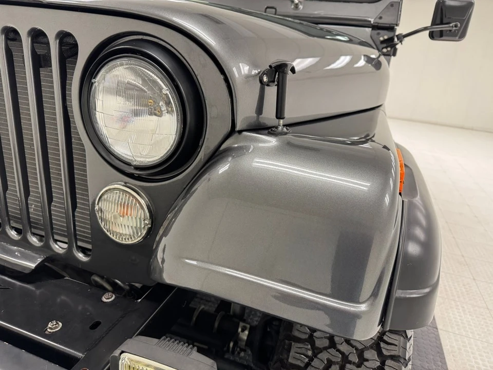 1984 Jeep CJ7 - Image 10 of 12