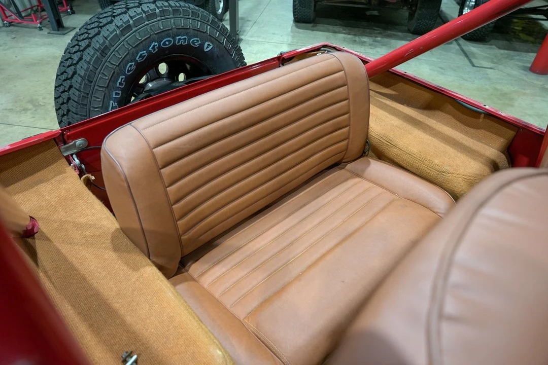 1984 Jeep SJ Grand Wagoneer - Image 5 of 24