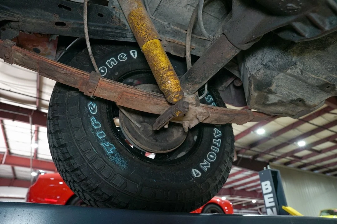 1984 Jeep SJ Grand Wagoneer - Image 23 of 24