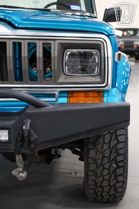1984 Jeep SJ Gladiator - Image 10 of 12