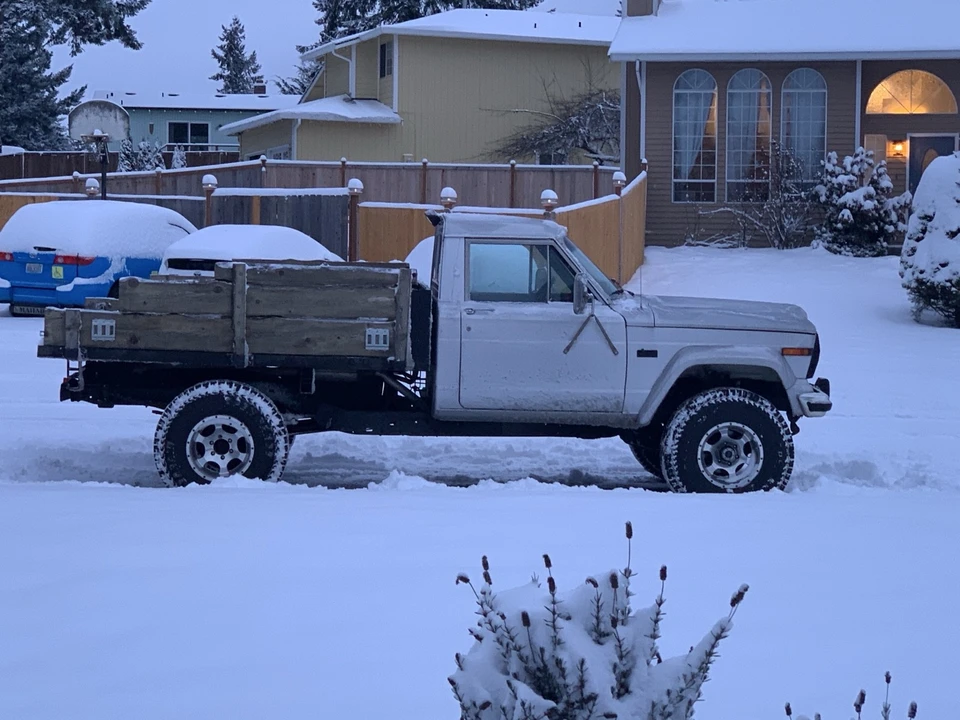 1984 Jeep SJ Gladiator - Image 8 of 21