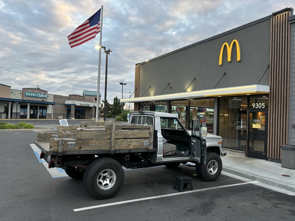 1984 Jeep SJ Gladiator - Image 10 of 21