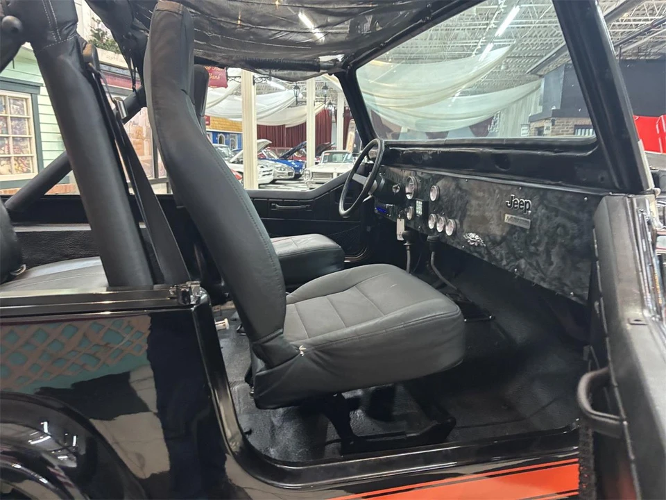 1984 Jeep CJ7 - Image 11 of 31