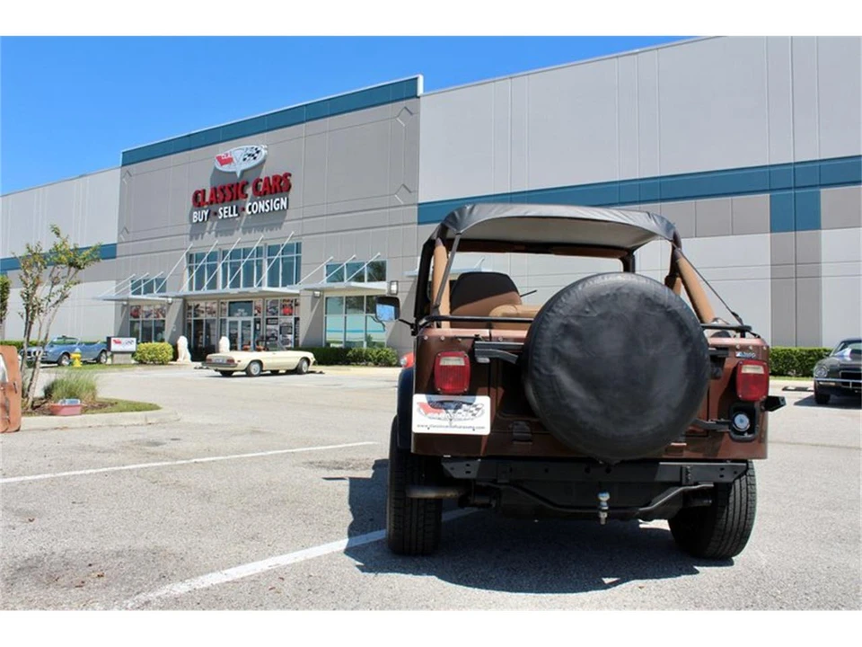 1984 Jeep CJ7 - Image 10 of 31