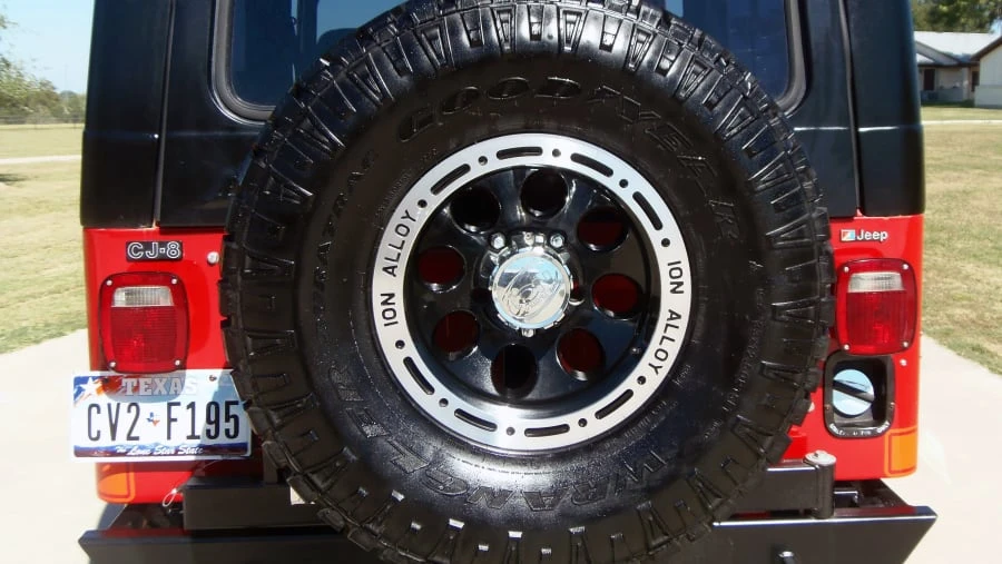 1984 Jeep CJ8 Scrambler - Image 3 of 7