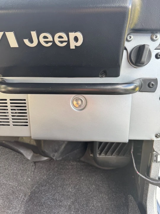 1984 Jeep CJ8 Scrambler - Image 19 of 26