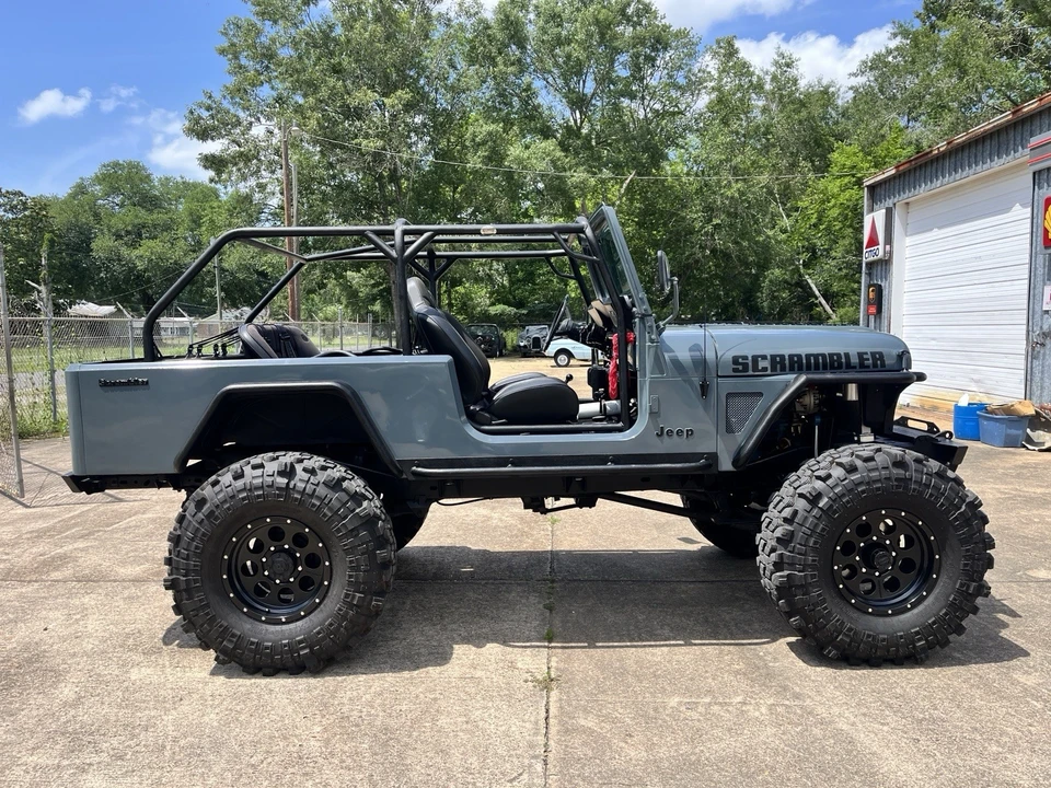 1984 Jeep CJ8 Scrambler - Image 2 of 21