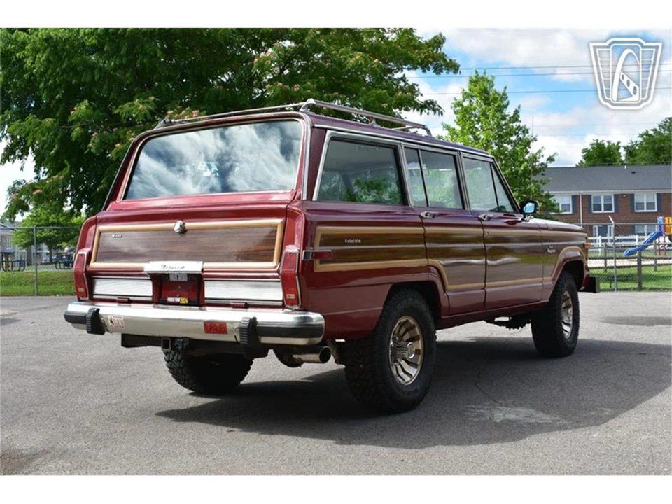 1984 Jeep SJ Wagoneer - Image 17 of 31