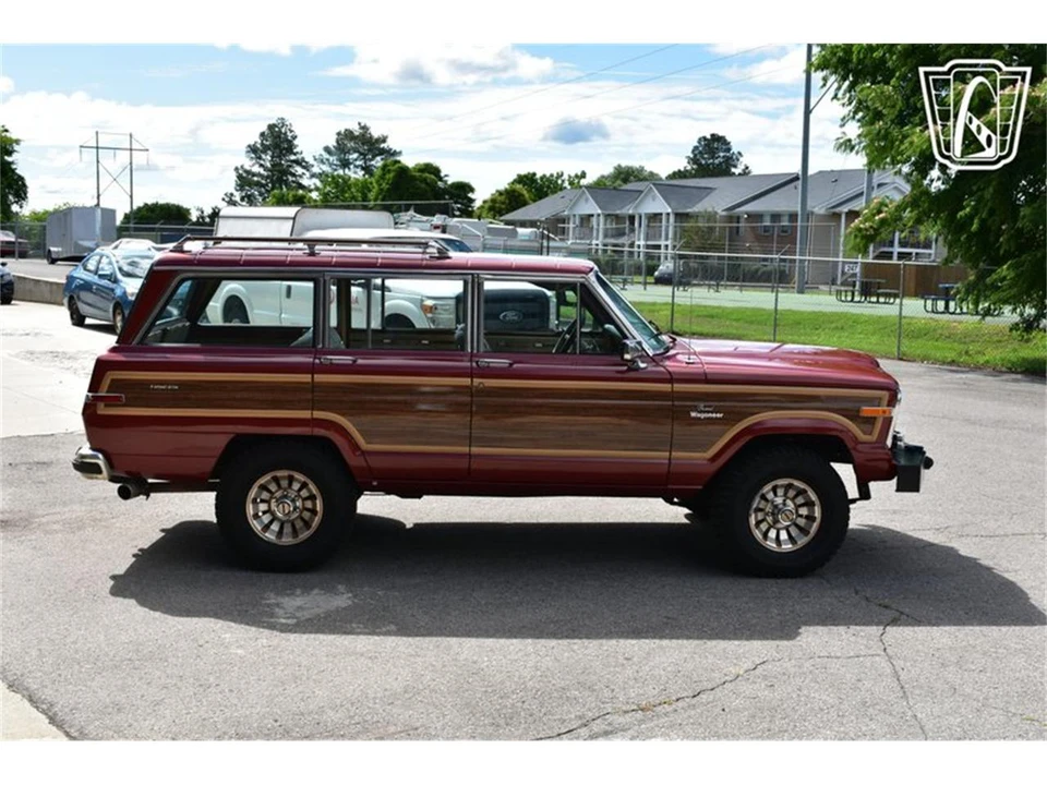 1984 Jeep SJ Wagoneer - Image 18 of 31