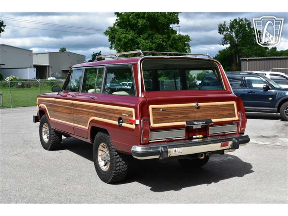 1984 Jeep SJ Wagoneer - Image 10 of 31