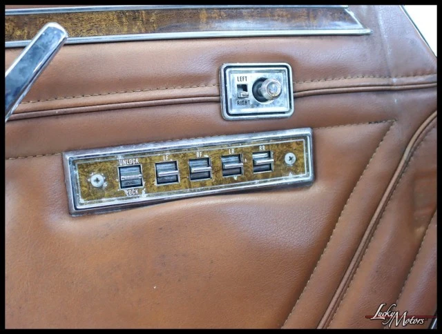 1984 Jeep SJ Wagoneer - Image 25 of 31