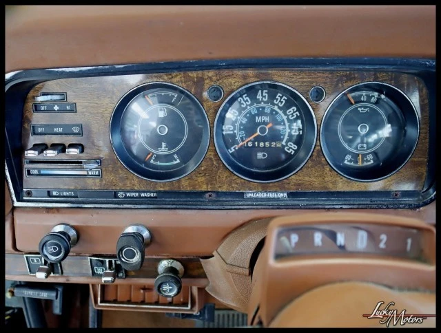 1984 Jeep SJ Wagoneer - Image 15 of 31