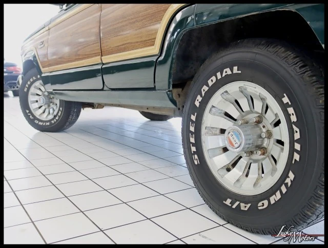 1984 Jeep SJ Wagoneer - Image 10 of 31