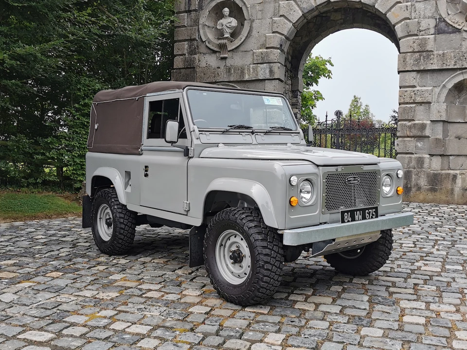 1984 Land Rover Defender 90 - Image 2 of 31