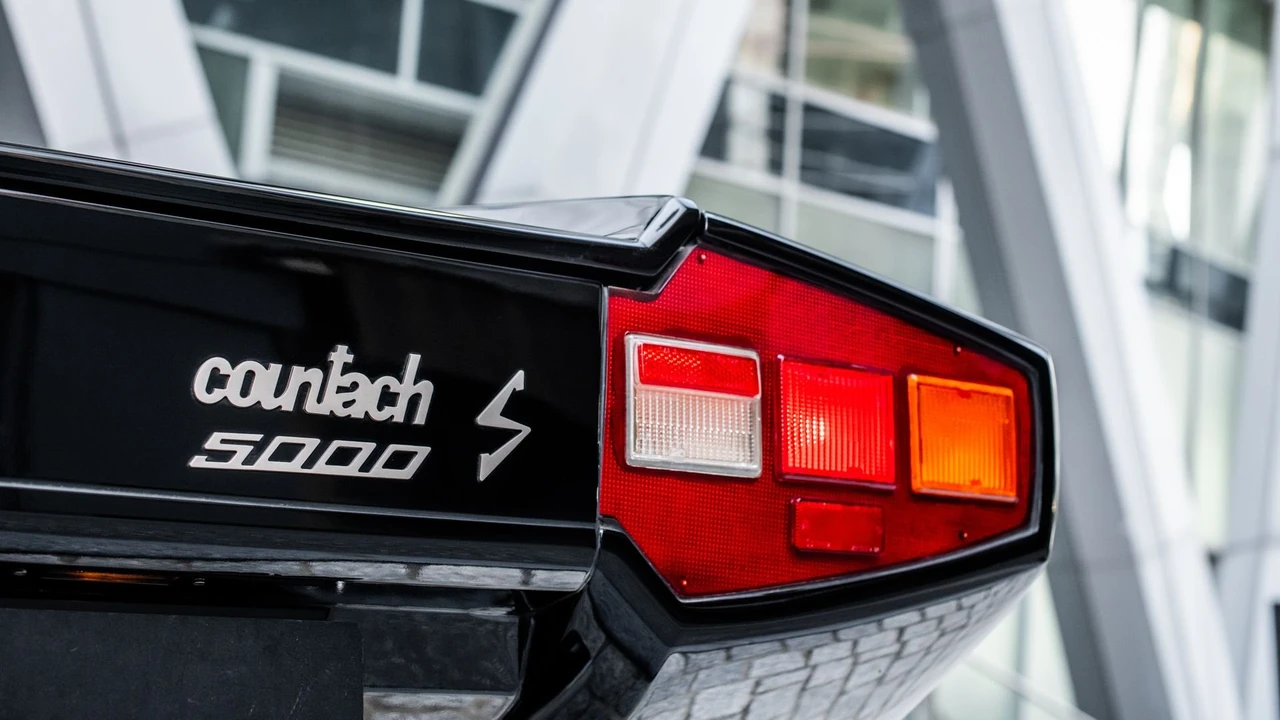 1984 Lamborghini Countach LP500 S - Image 5 of 31