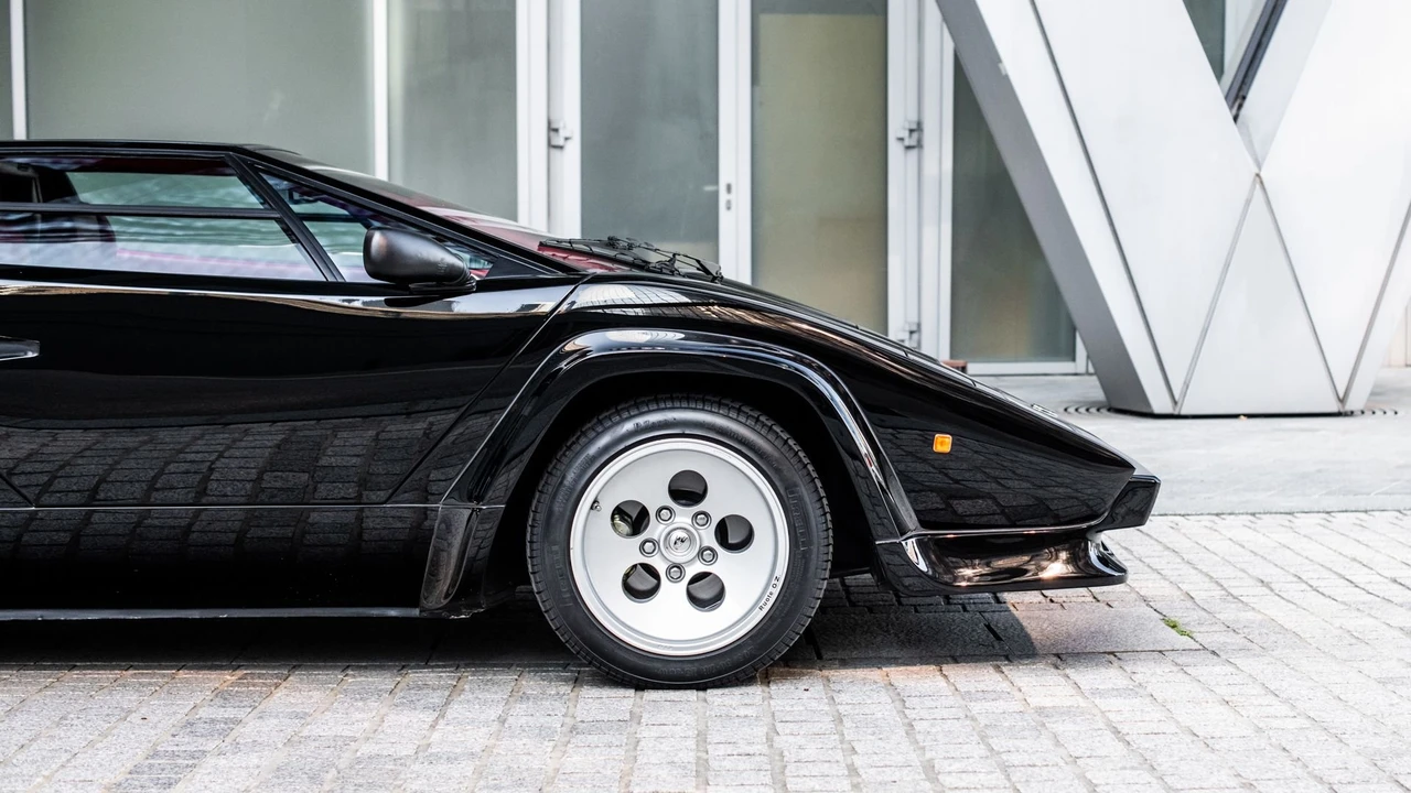 1984 Lamborghini Countach LP500 S - Image 27 of 31