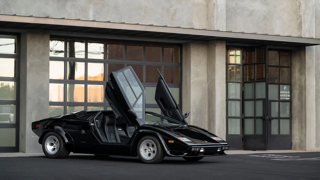 1984 Lamborghini Countach LP500 S - Image 15 of 31