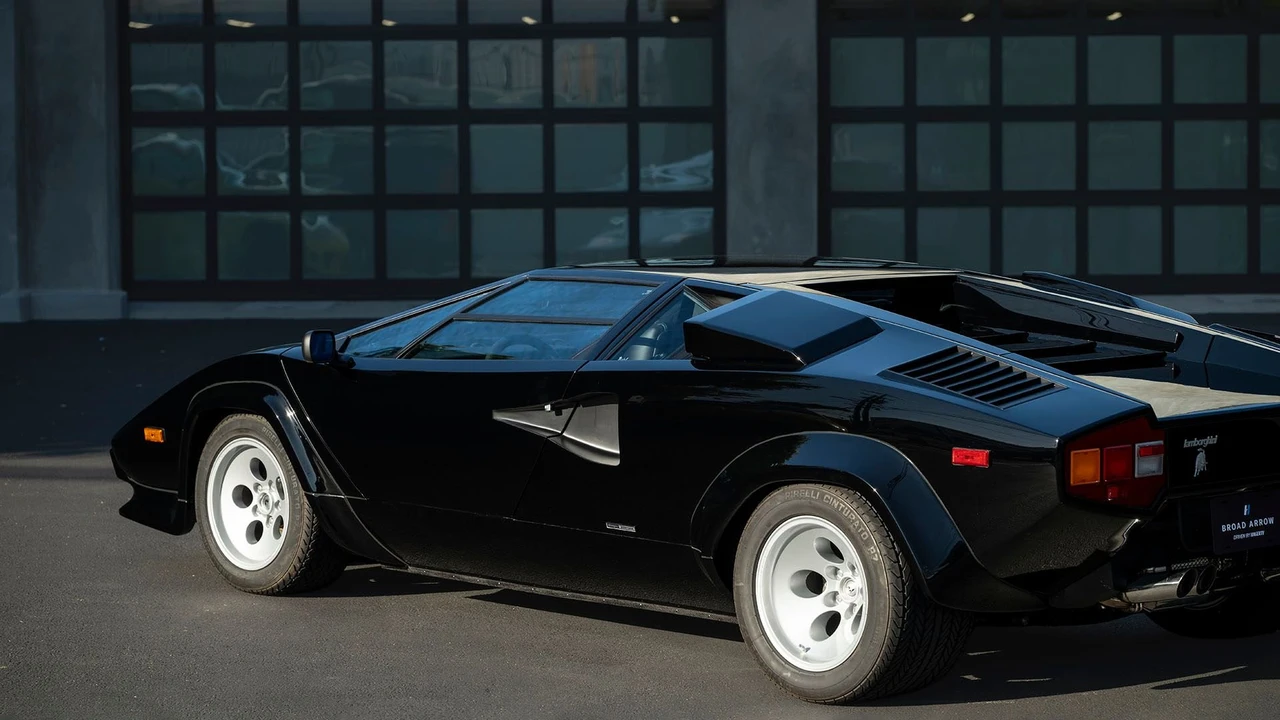1984 Lamborghini Countach LP500 S - Image 13 of 31