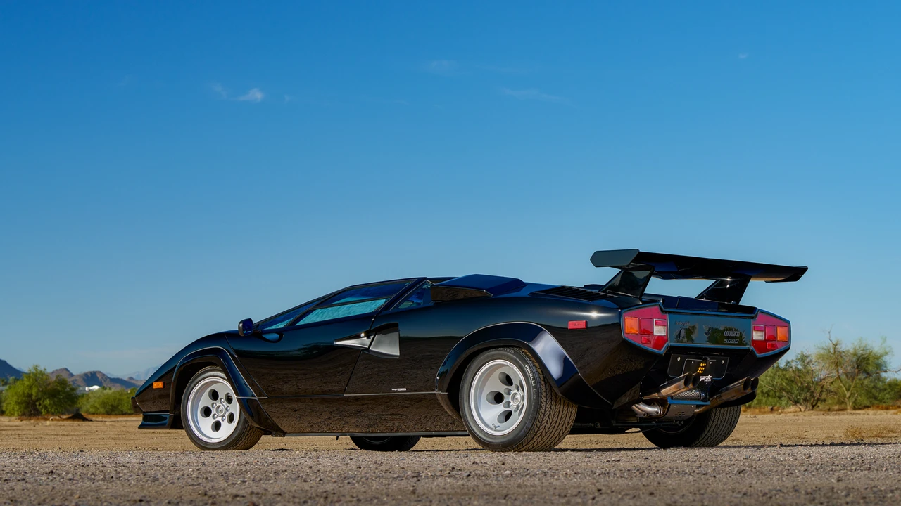 1984 Lamborghini Countach LP500 S - Image 17 of 31