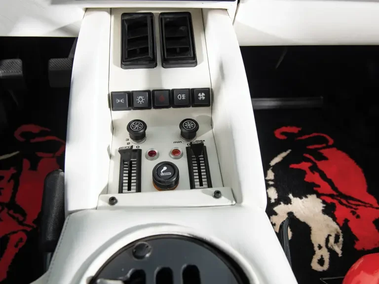 1984 Lamborghini Countach LP500 S - Image 22 of 31