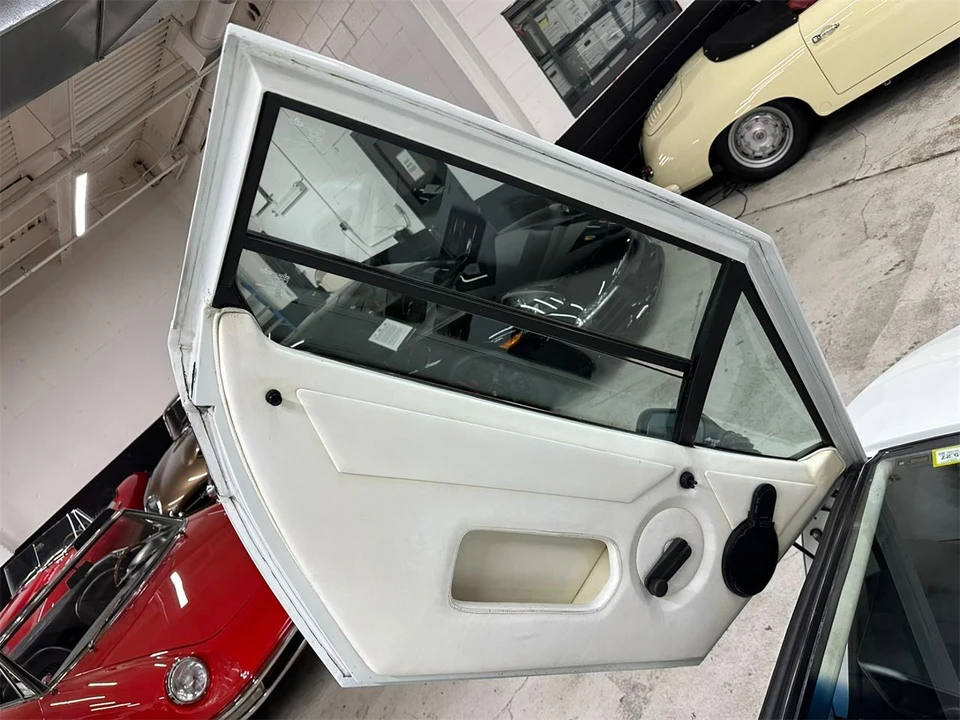 1984 Lamborghini Countach LP500 S - Image 25 of 31