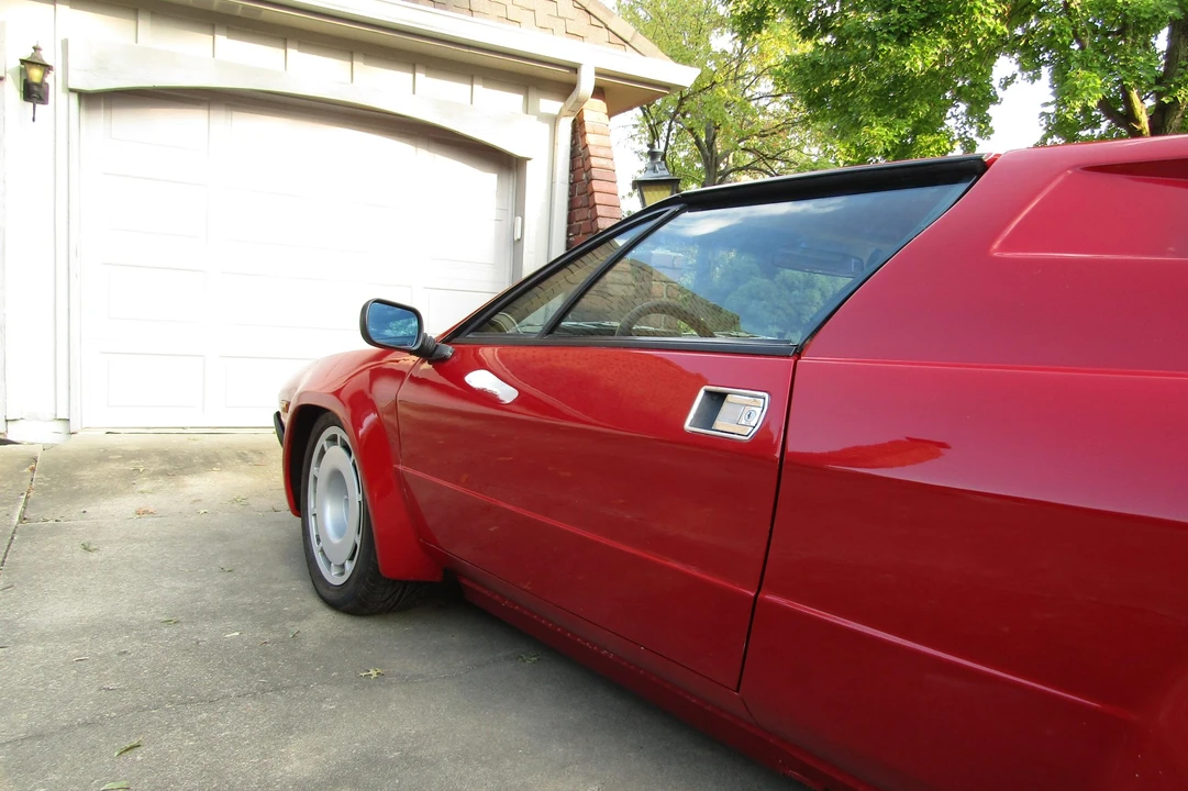 1984 Lamborghini Jalpa - Image 12 of 31