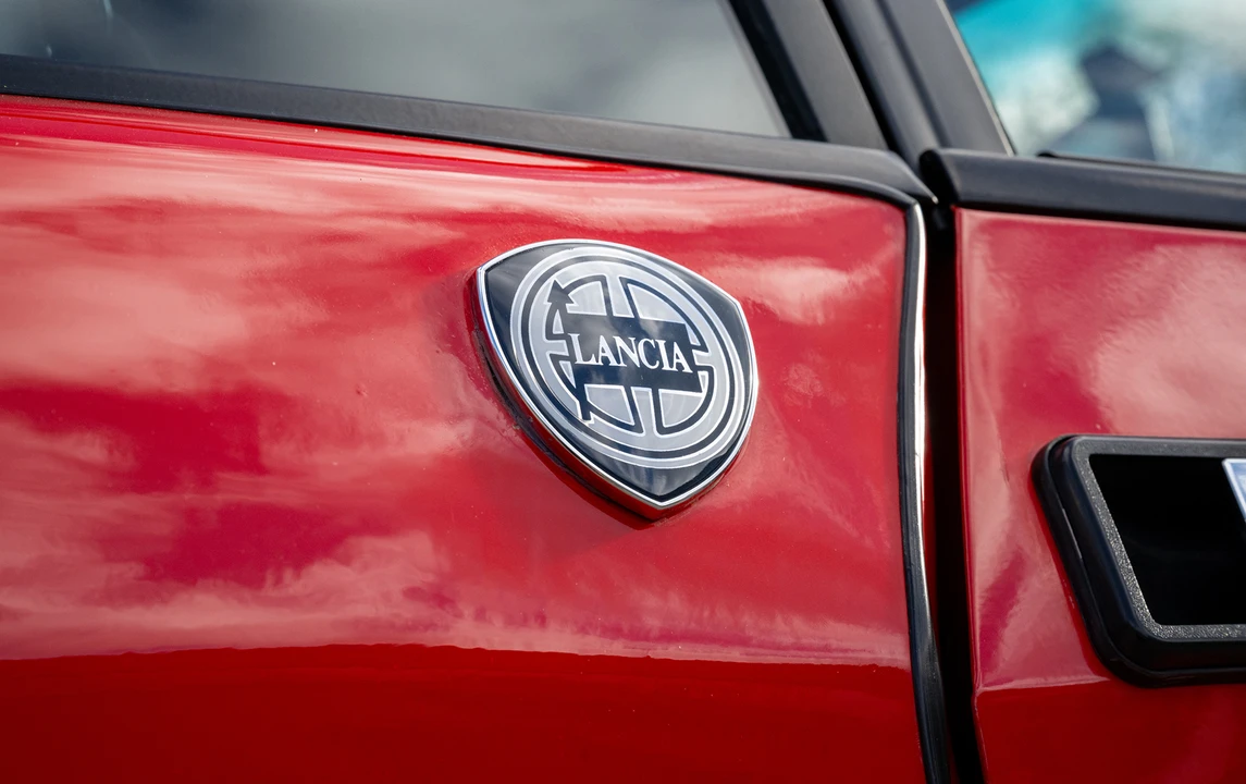 1984 Lancia - Image 16 of 26