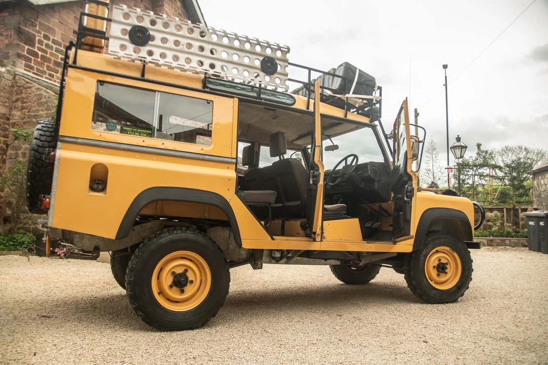 1984 Land Rover Defender 110 - Image 24 of 31