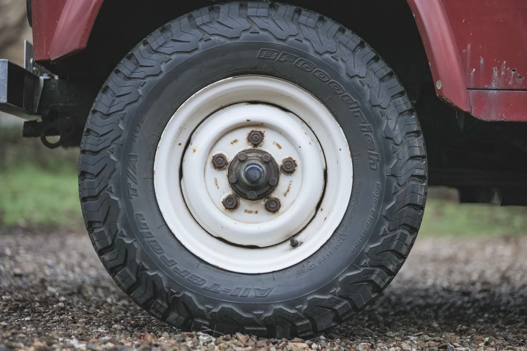 1984 Land Rover Defender 110 - Image 14 of 30