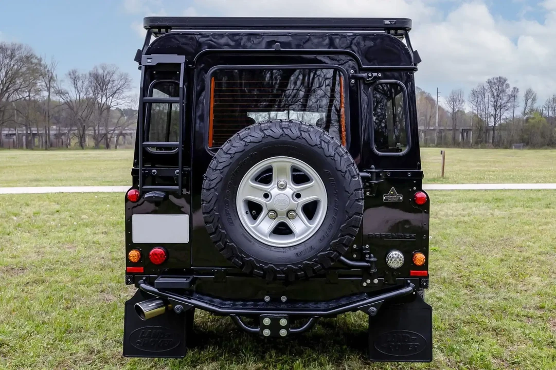 1984 Land Rover Defender 110 - Image 4 of 6