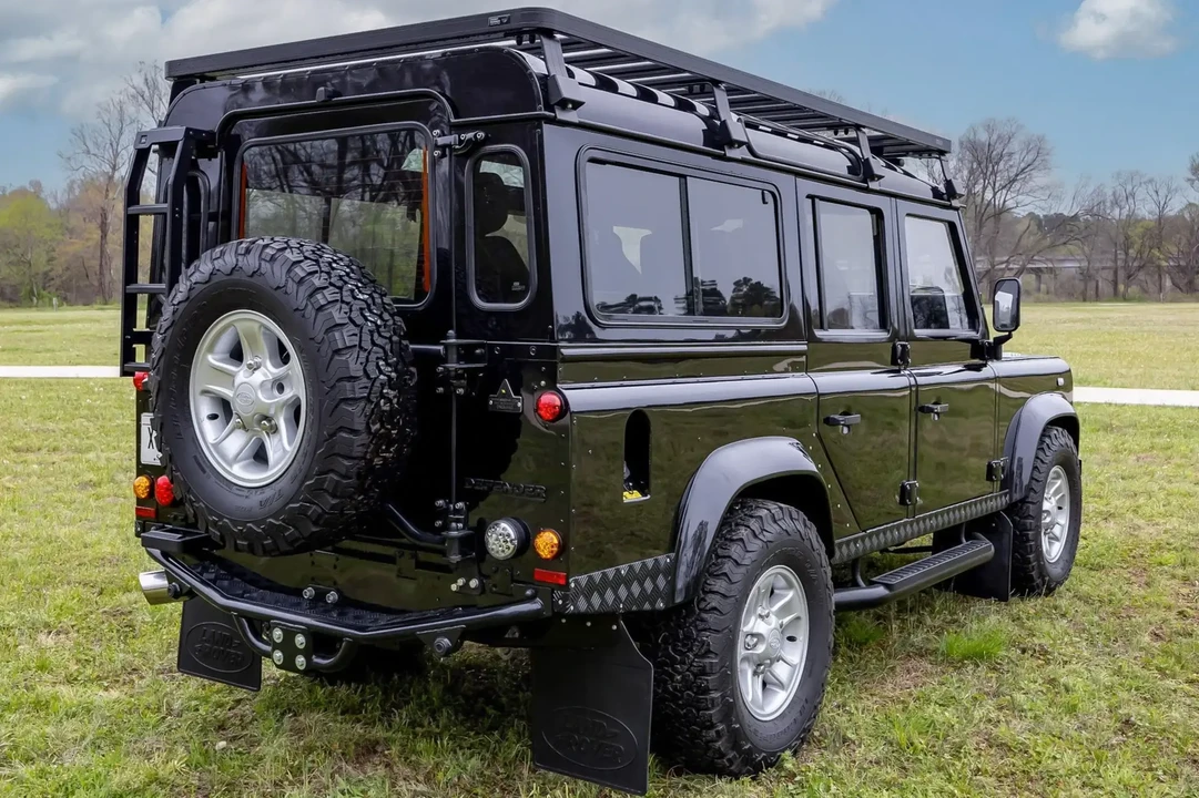 1984 Land Rover Defender 110 - Image 5 of 6