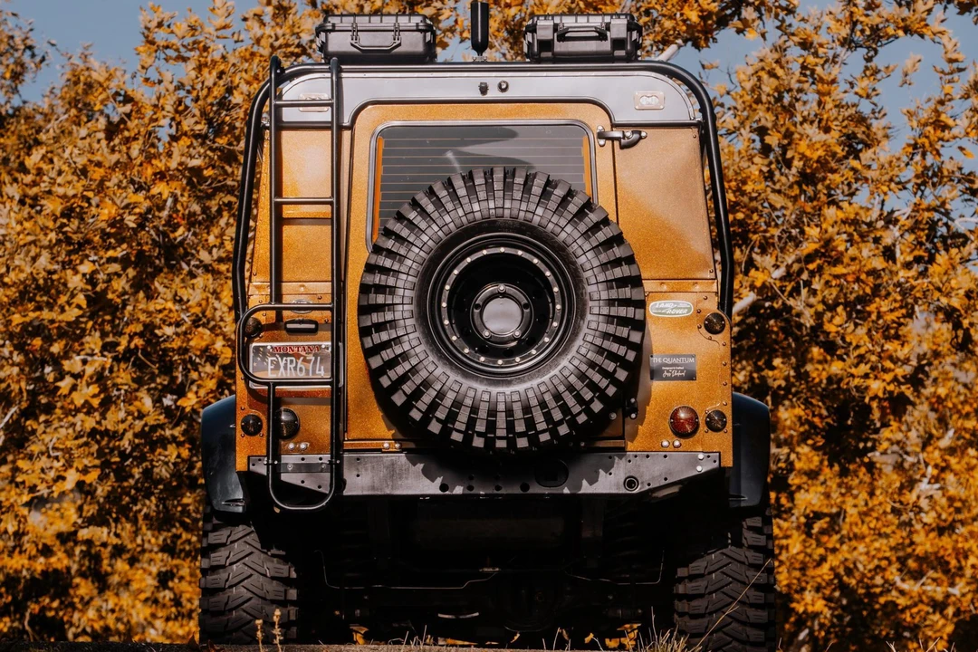 1984 Land Rover Defender 110 - Image 5 of 31