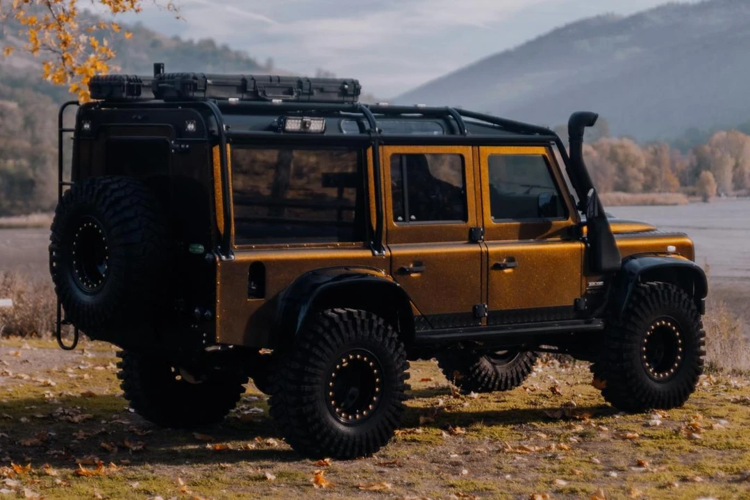 1984 Land Rover Defender 110 - Image 4 of 31