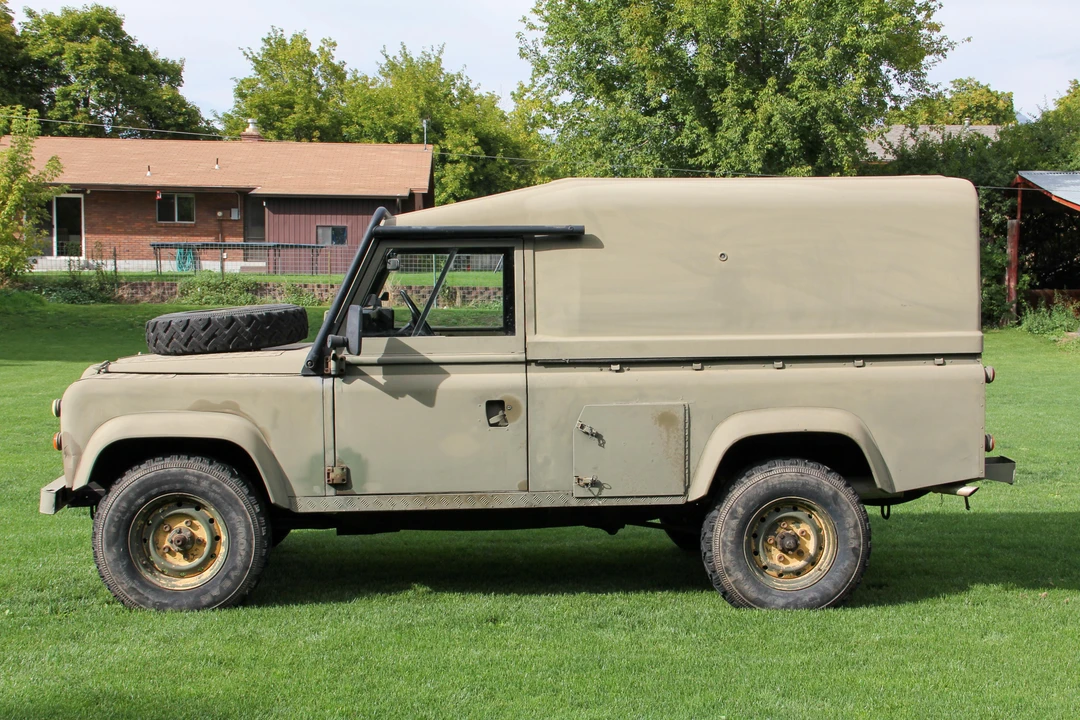 1984 Land Rover Defender 110 - Image 3 of 31