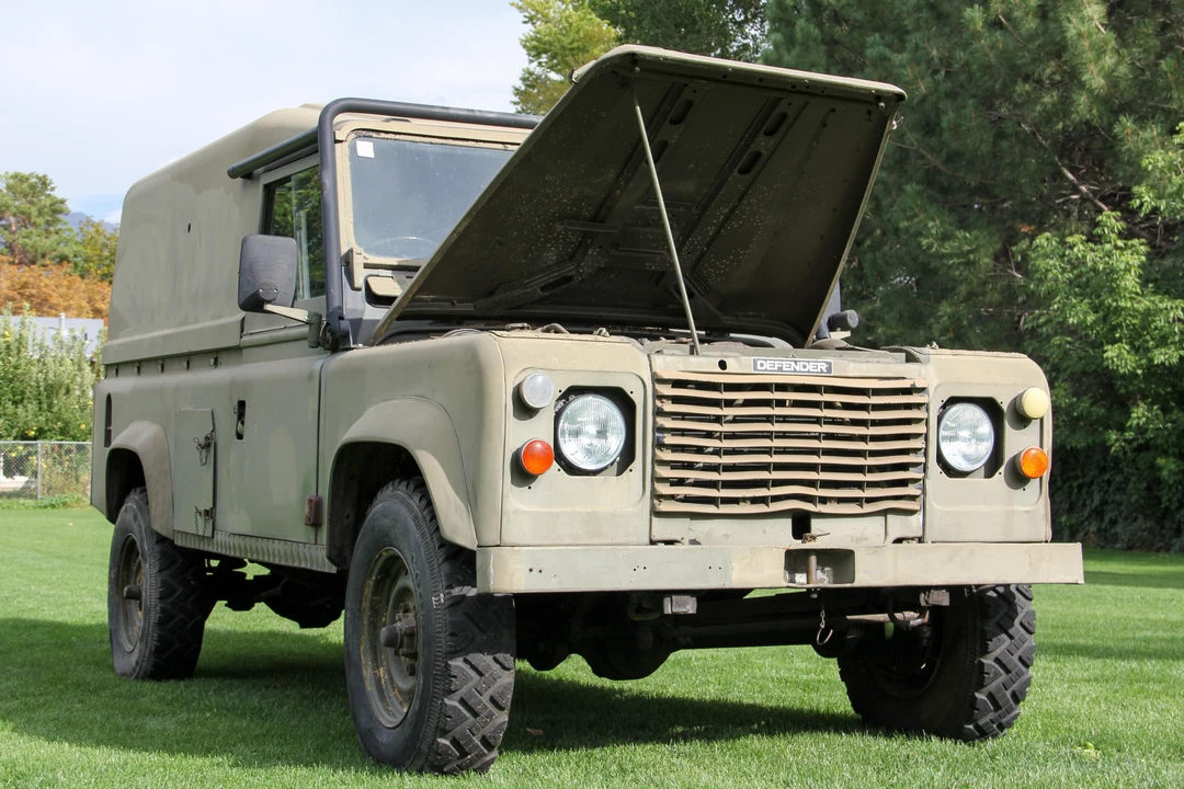 1984 Land Rover Defender 110 - Image 11 of 31