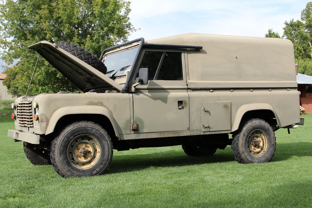 1984 Land Rover Defender 110 - Image 16 of 31